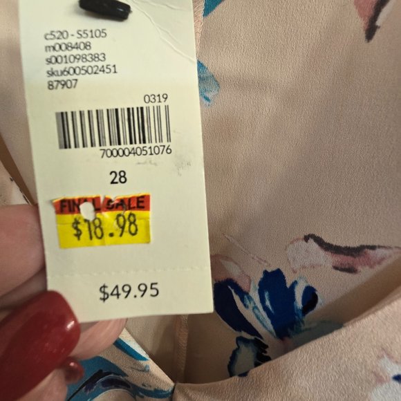 Lane Bryant Size 28 Pink Floral Shirt - Picture 3 of 7